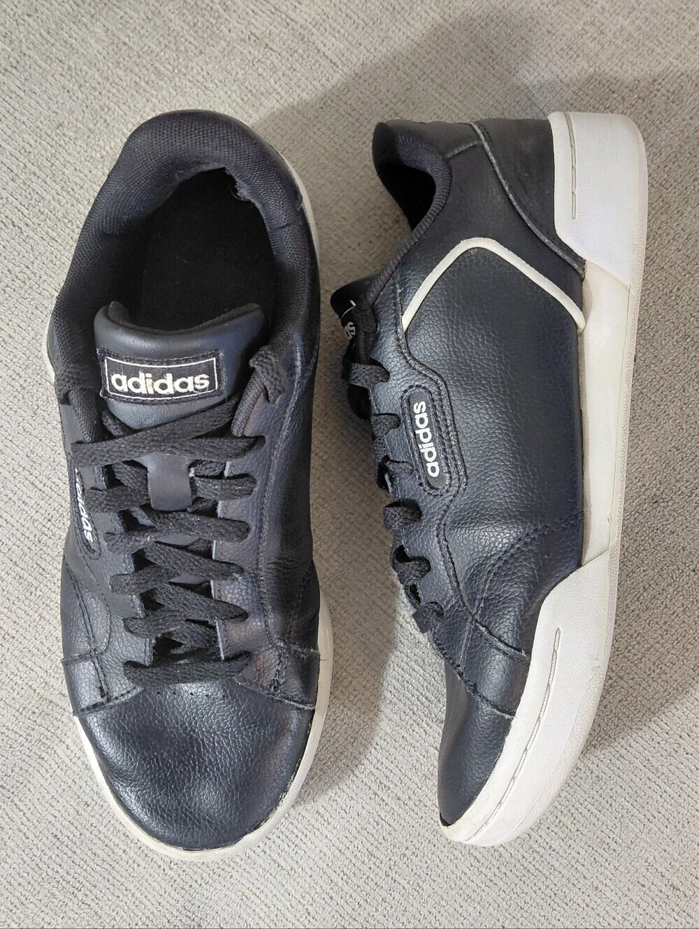 Adidas Y2K Black and White Leather Sneakers Women's size 7.5